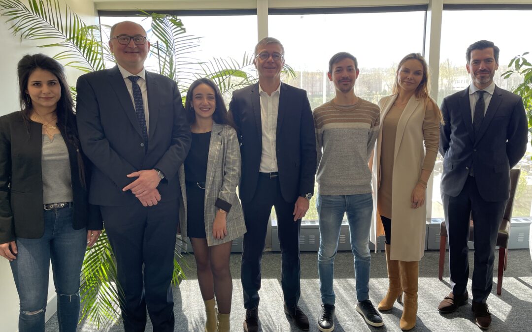 The collaborators of the Bolloré Group received the scholarship students from the Cité Internationale Universitaire de Paris